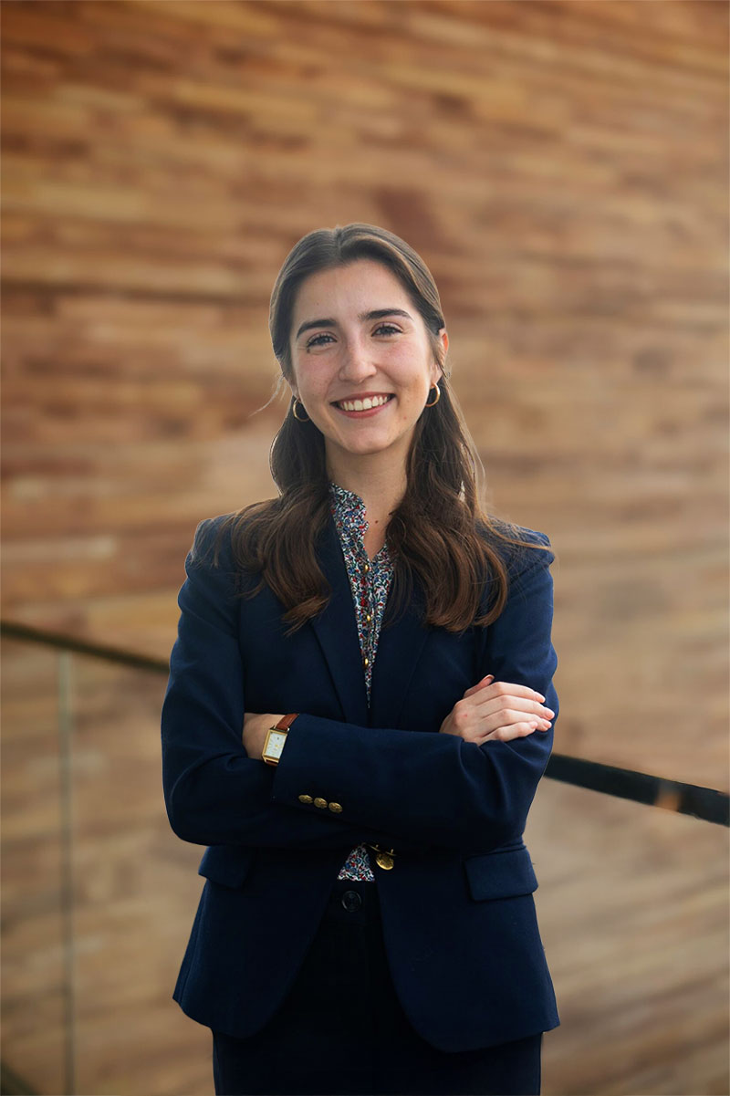 Karen Rodriguez – PERLUXI